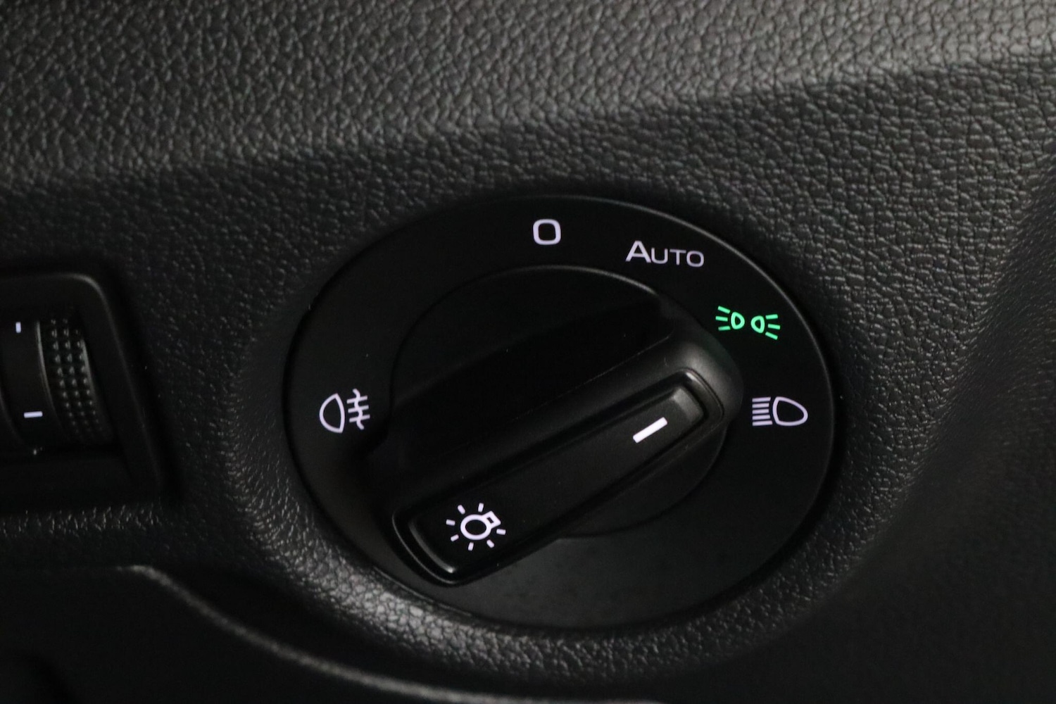 Used Skoda Kamiq 2020 for sale - 76283555: Photo 17