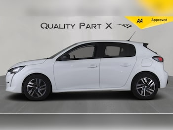 Used Peugeot 208 2023 for sale - 79236970: Photo