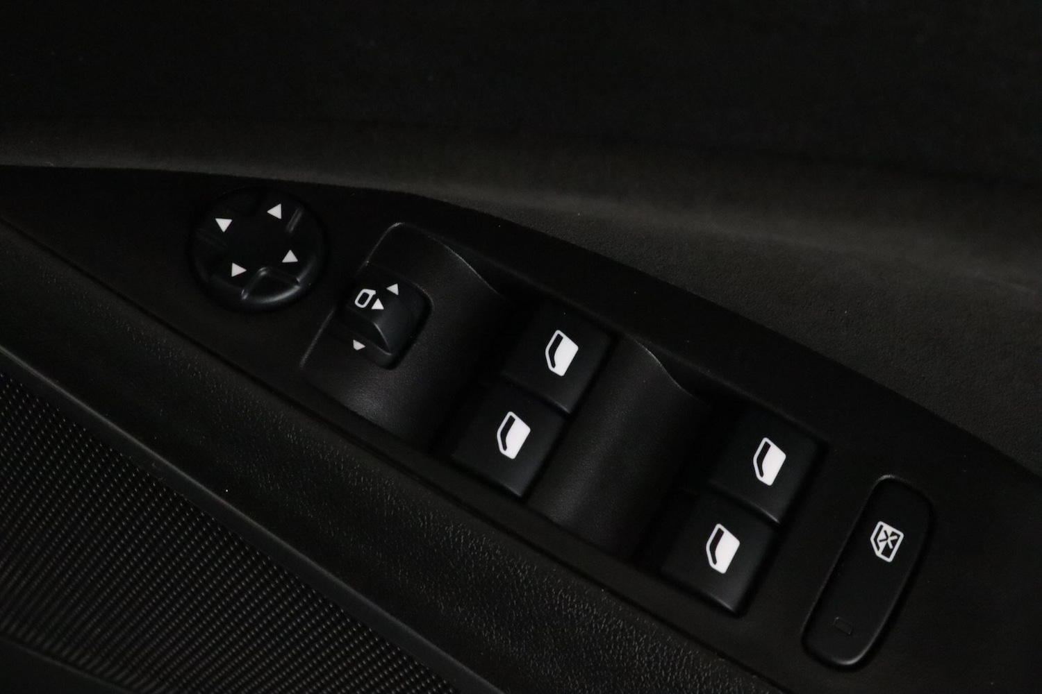 Used Vauxhall Crossland 2023 for sale - 76513341: Photo 17