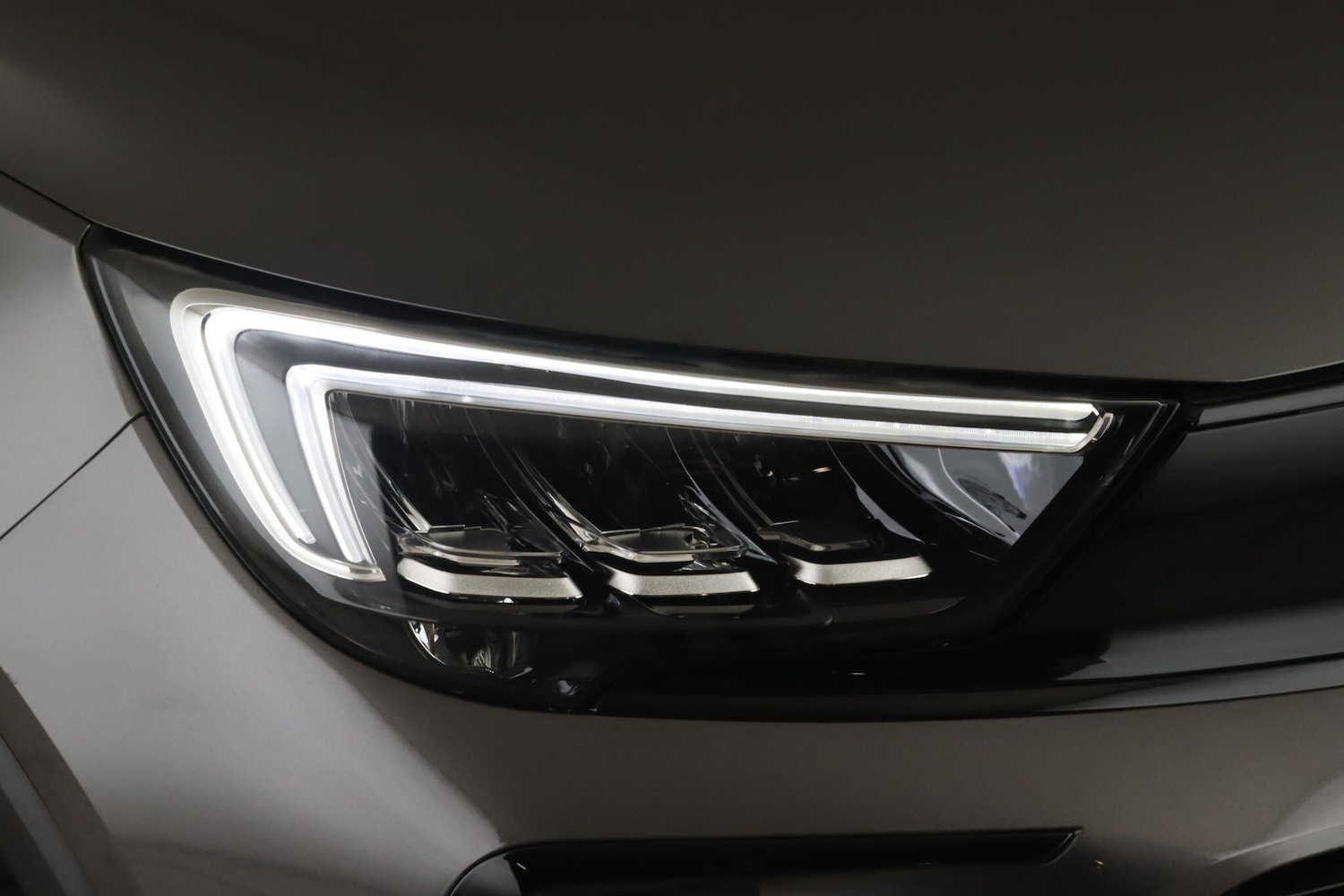 Used Vauxhall Crossland 2023 for sale - 76513341: Photo 9