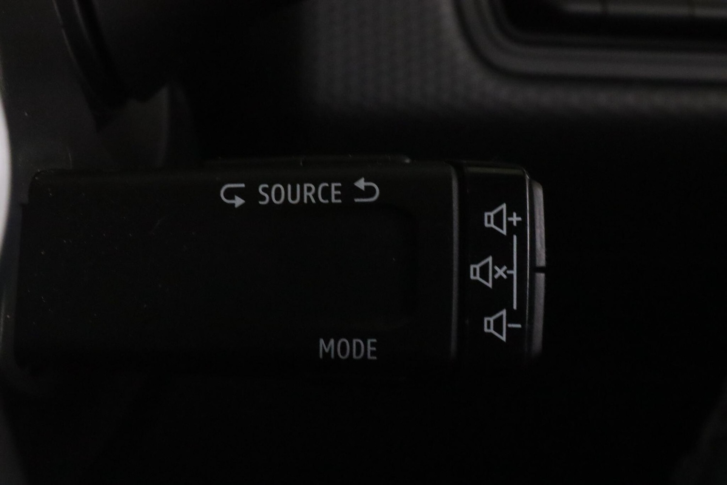 Used Renault Clio 2021 for sale - 77359056: Photo 17