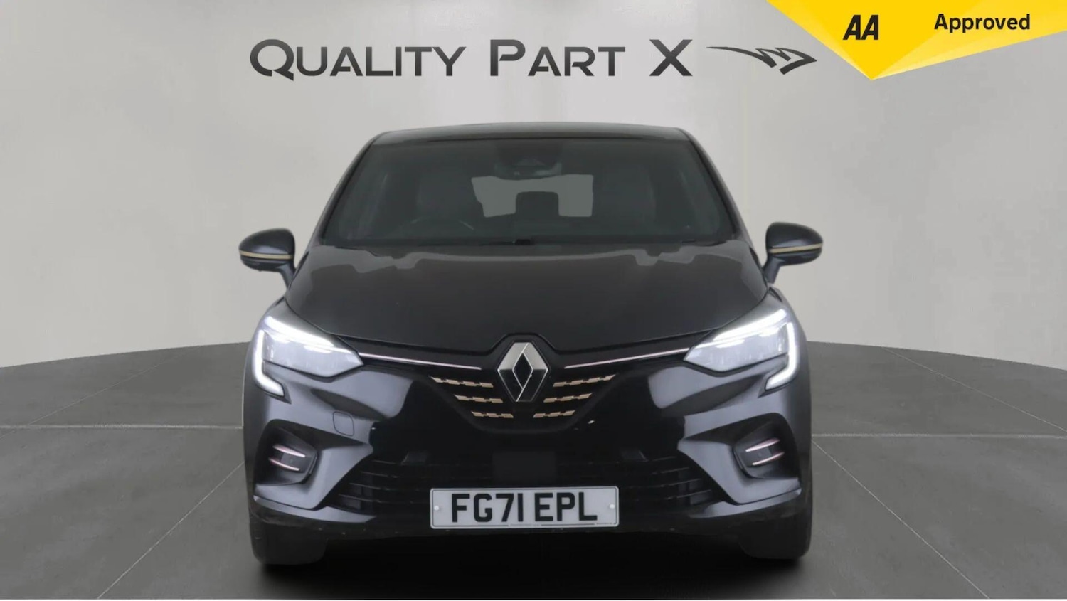 Used Renault Clio 2021 for sale - 77359056: Photo 2