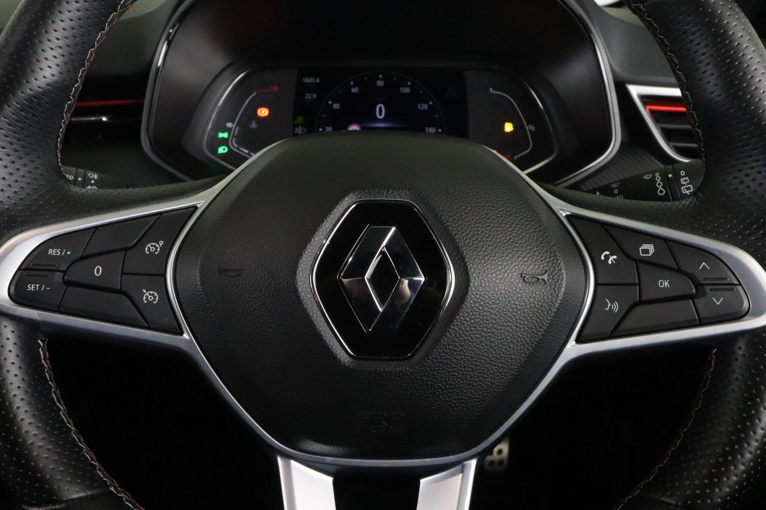 Used Renault Clio 2022 for sale - 76572768: Photo 20