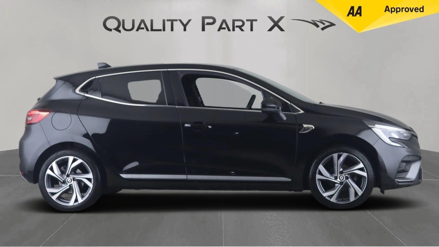 Used Renault Clio 2022 for sale - 76572768: Photo 9