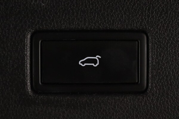 Used Volkswagen Tiguan 2021 for sale - 75174035: Photo 10