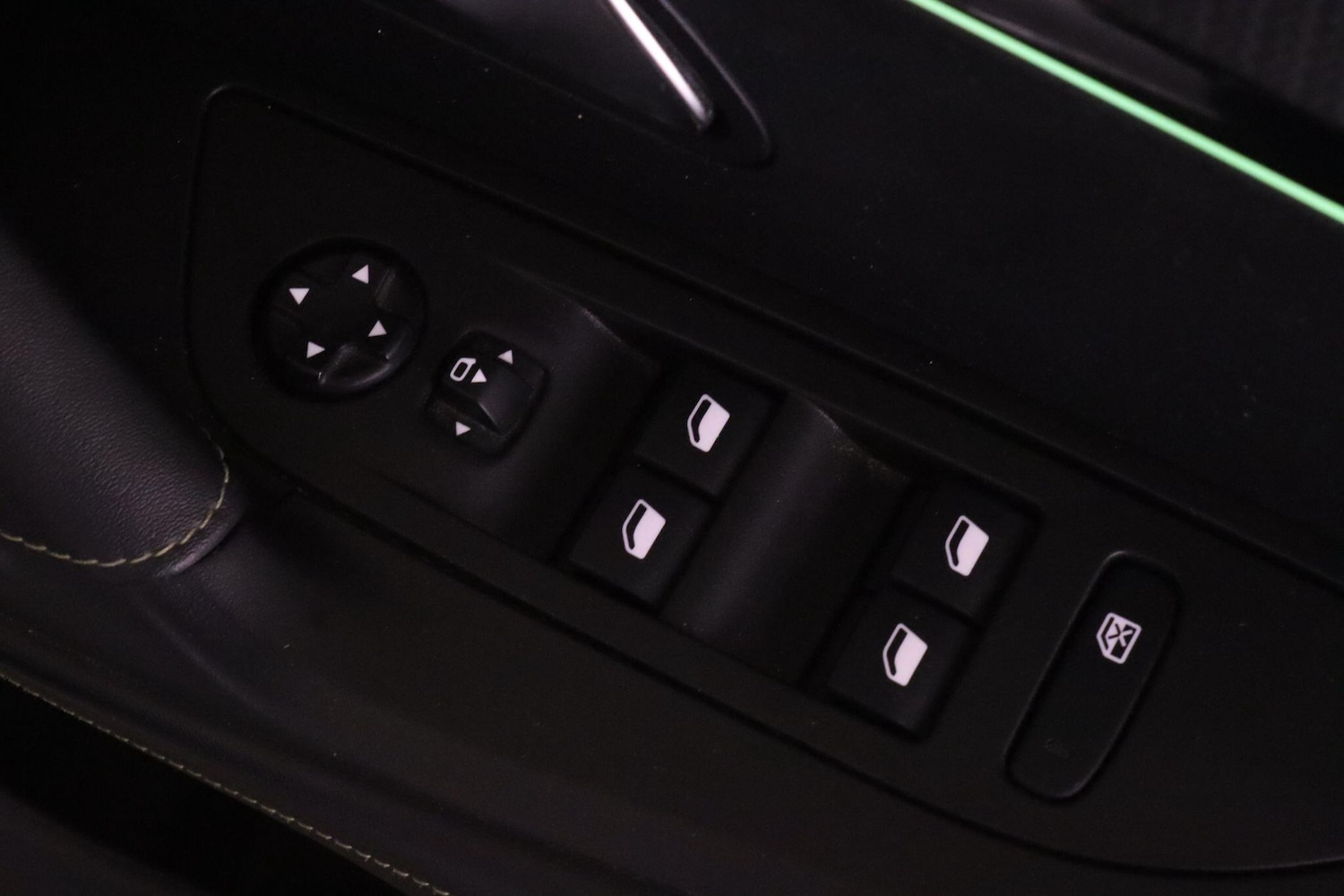 Used Peugeot 2008 2021 for sale - 77586774: Photo 15