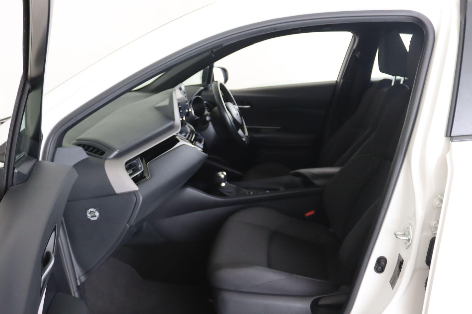 Used Toyota C-HR 2021 for sale - 76159218: Photo 11