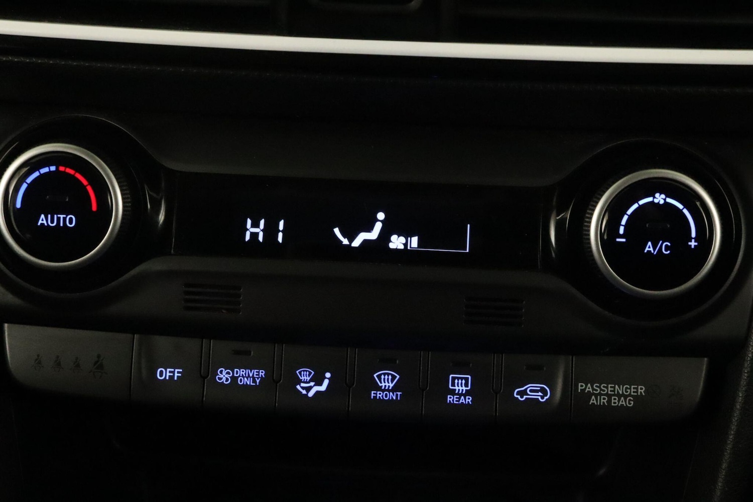 Used Hyundai KONA 2020 for sale - 76701797: Photo 24