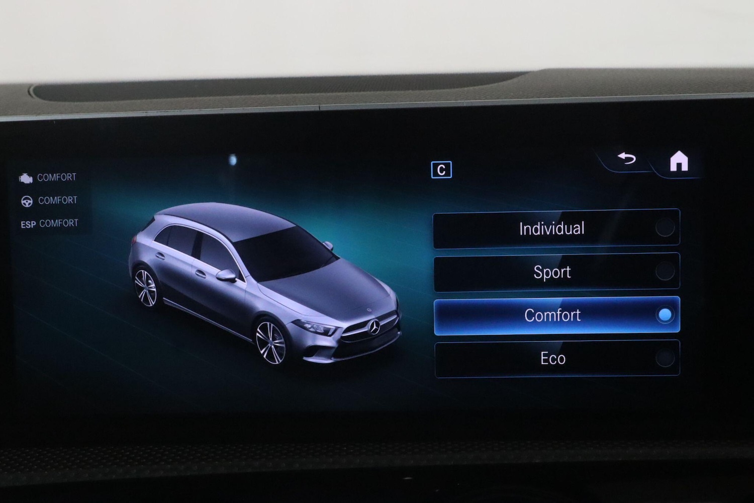 Used Mercedes-Benz A-Class 2019 for sale - 76607696: Photo 40