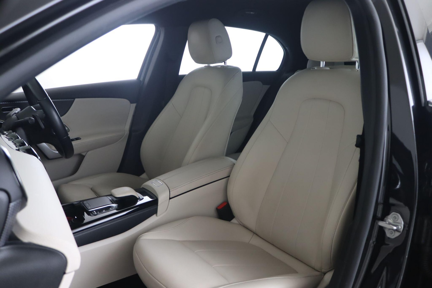 Used Mercedes-Benz A-Class 2021 for sale - 76399215: Photo 9