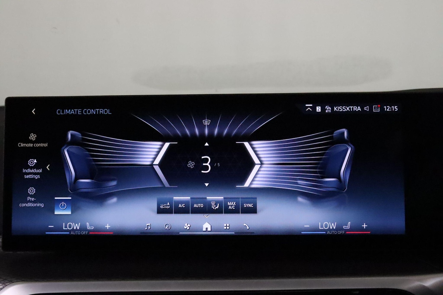 Used BMW i4 2024 for sale - 77143485: Photo 38