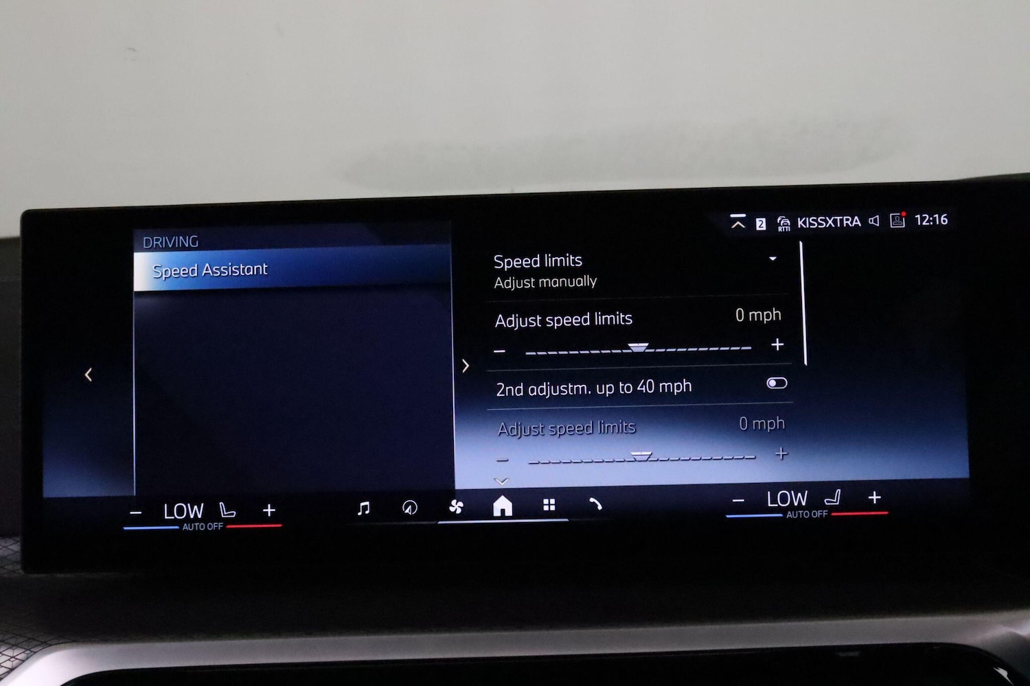 Used BMW i4 2024 for sale - 77143485: Photo 42