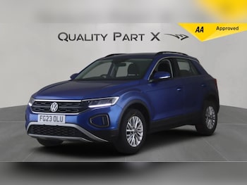 Used Volkswagen T-Roc 2023 for sale - 78585970: Photo