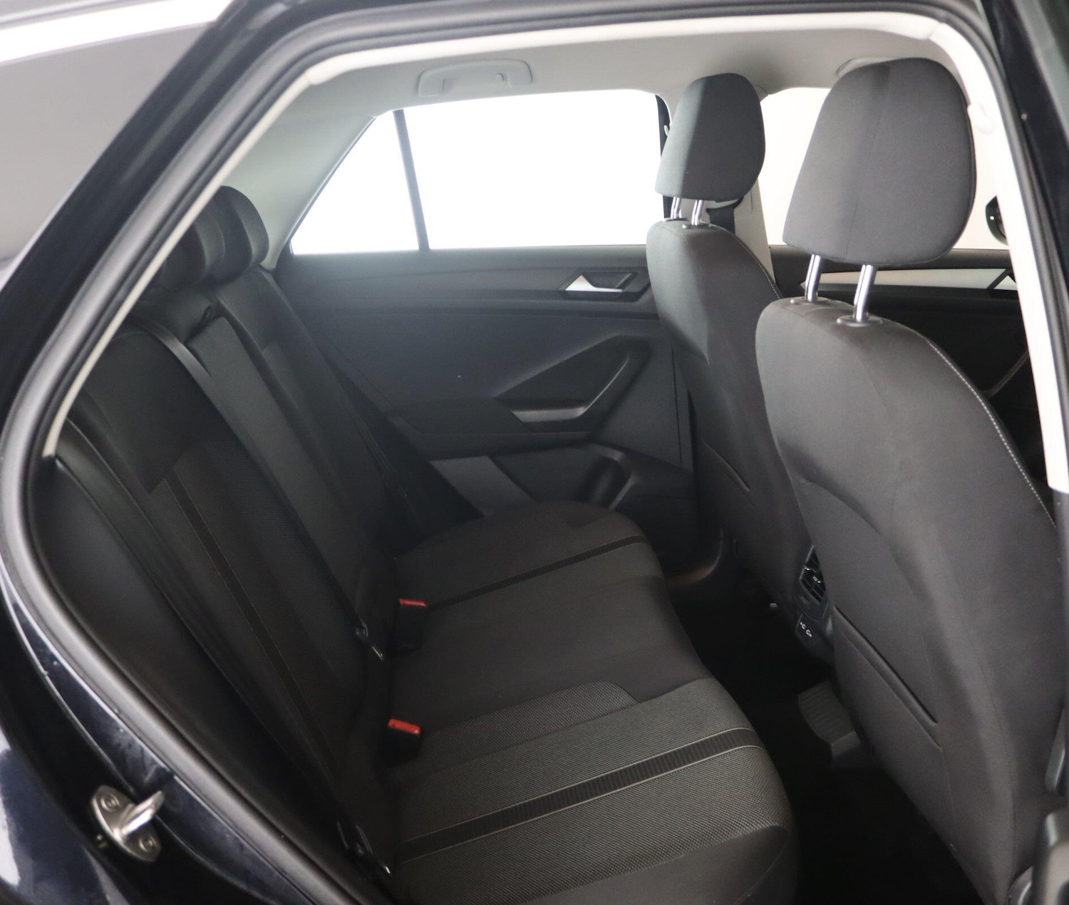 Used Volkswagen T-Roc 2023 for sale - 76270028: Photo 14
