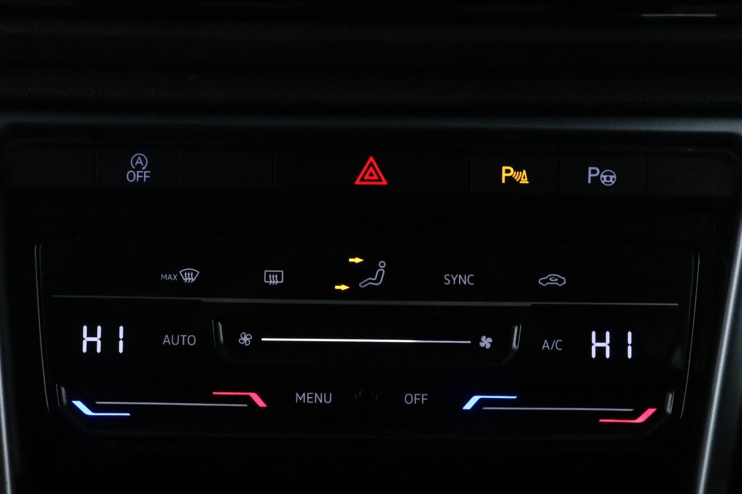 Used Volkswagen T-Roc 2023 for sale - 76270028: Photo 22