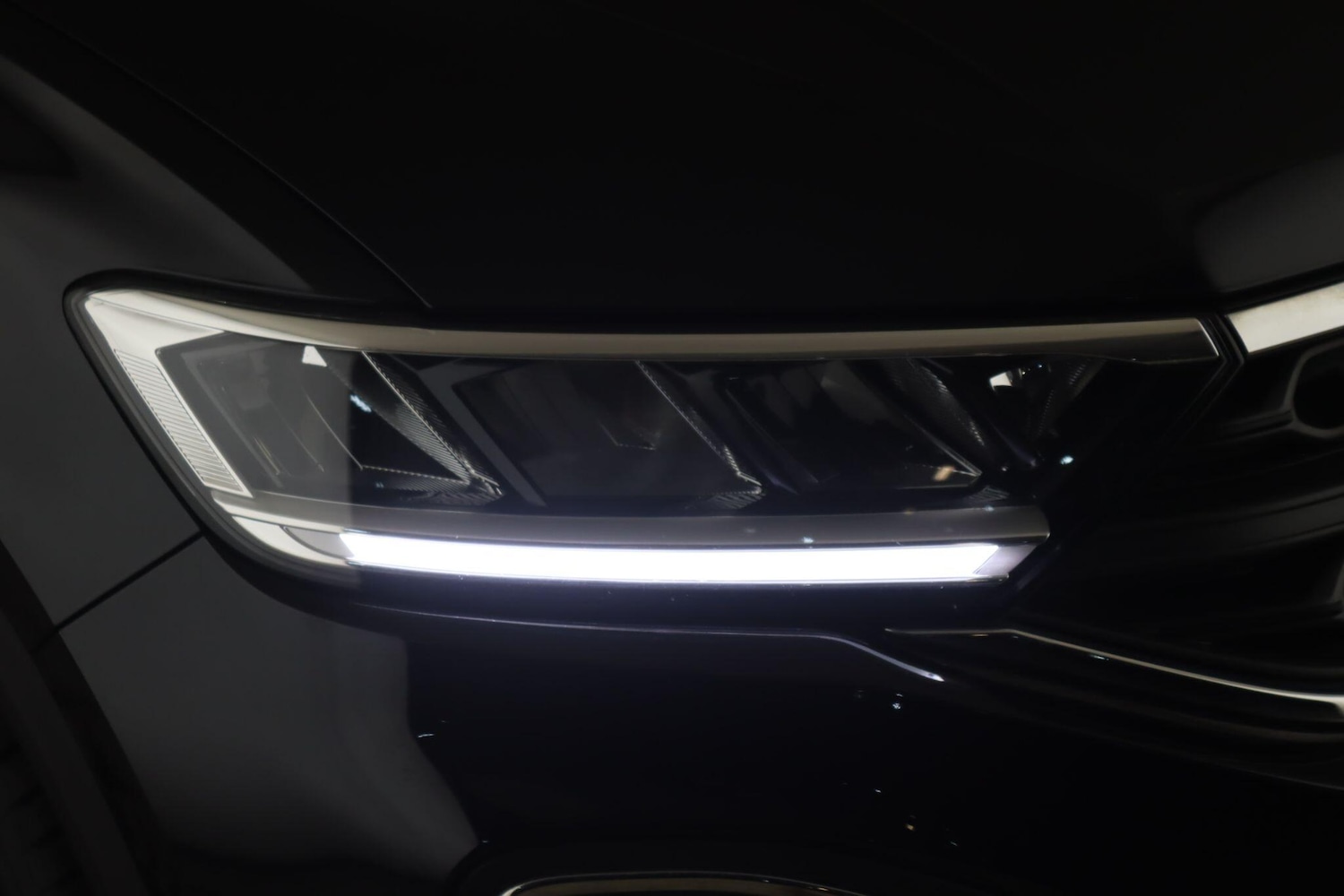Used Volkswagen T-Roc 2023 for sale - 76270028: Photo 9