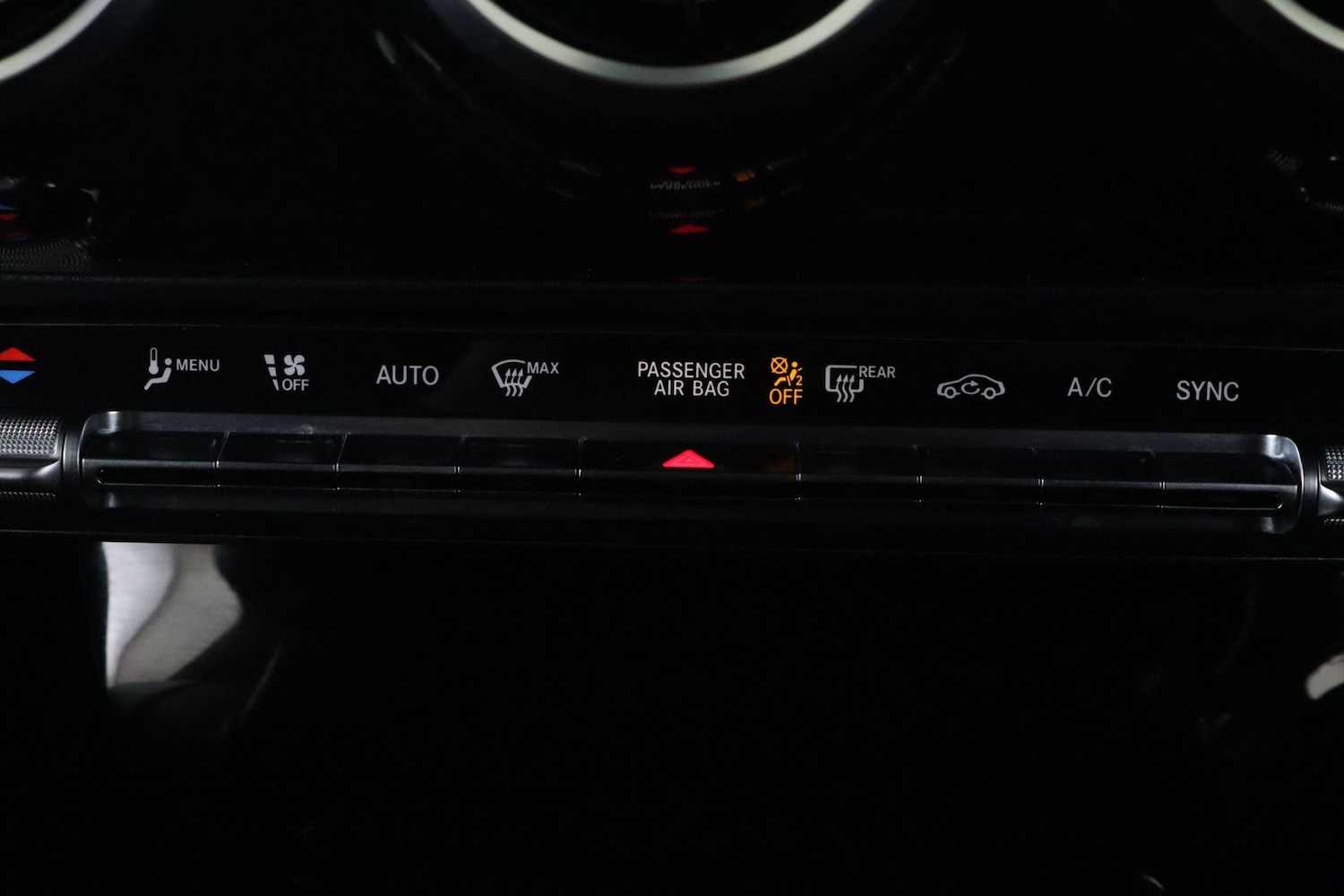 Used Mercedes-Benz CLA 2022 for sale - 76423283: Photo 24