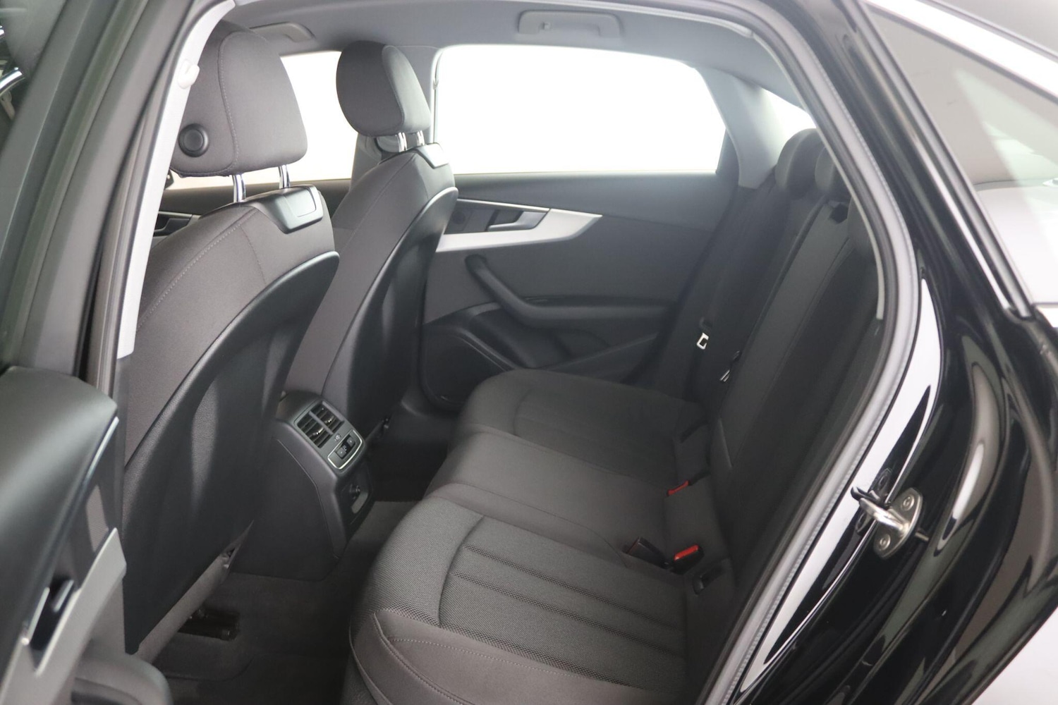 Used Audi A4 2020 for sale - 76260622: Photo 11