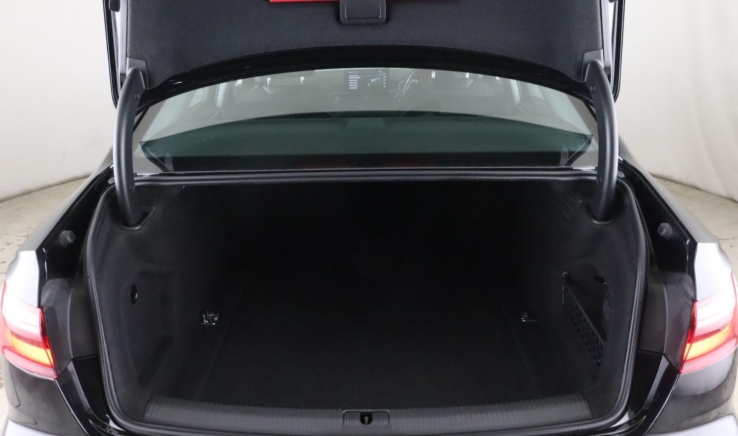 Used Audi A4 2020 for sale - 76260622: Photo 12