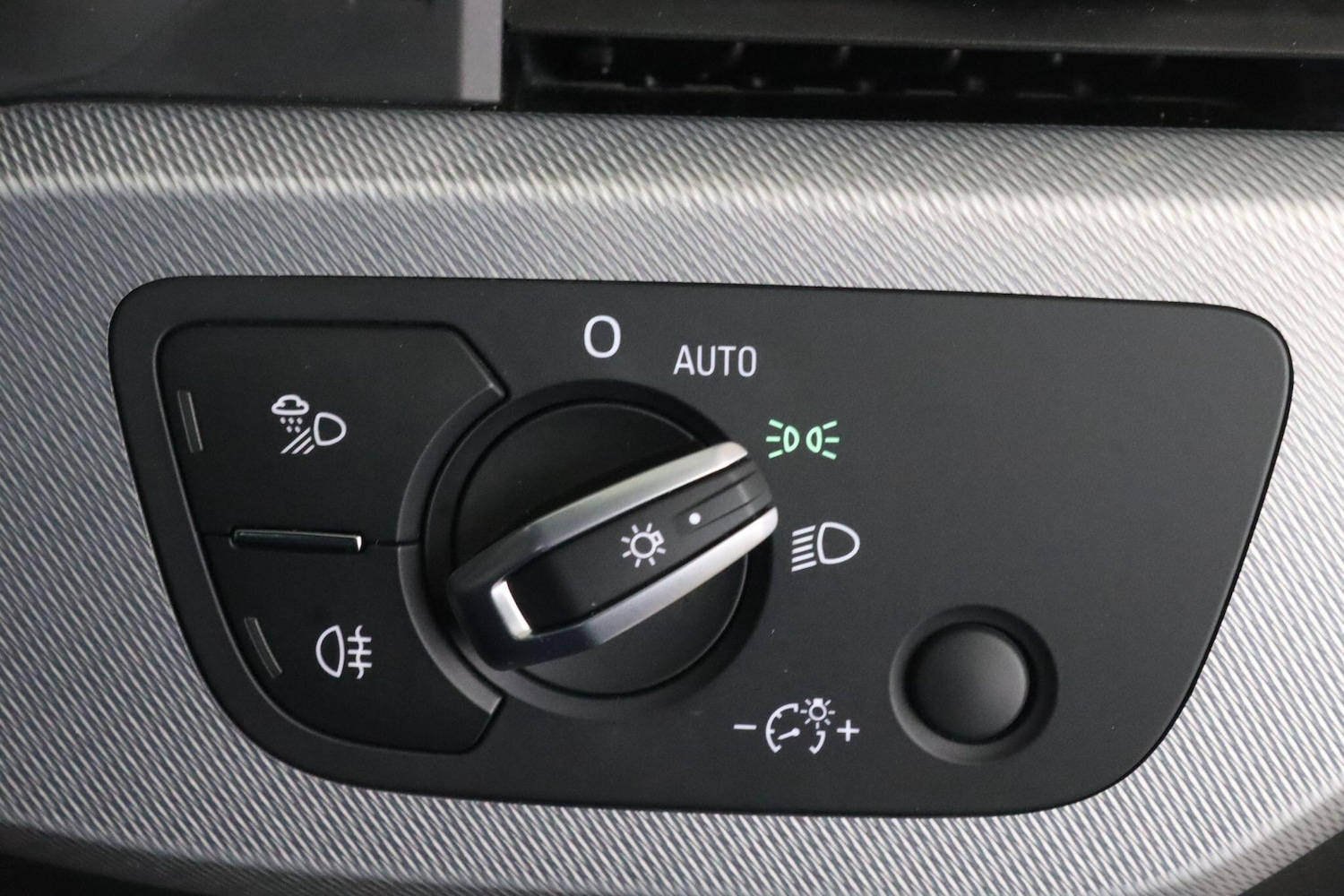 Used Audi A4 2020 for sale - 76260622: Photo 17