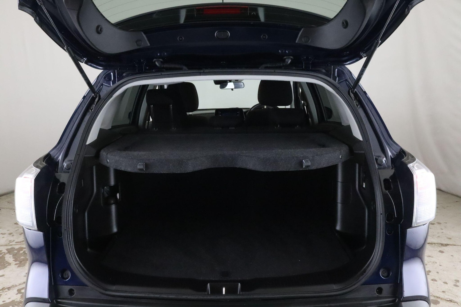 Used Suzuki SX4 S-Cross 2023 for sale - 76472385: Photo 12