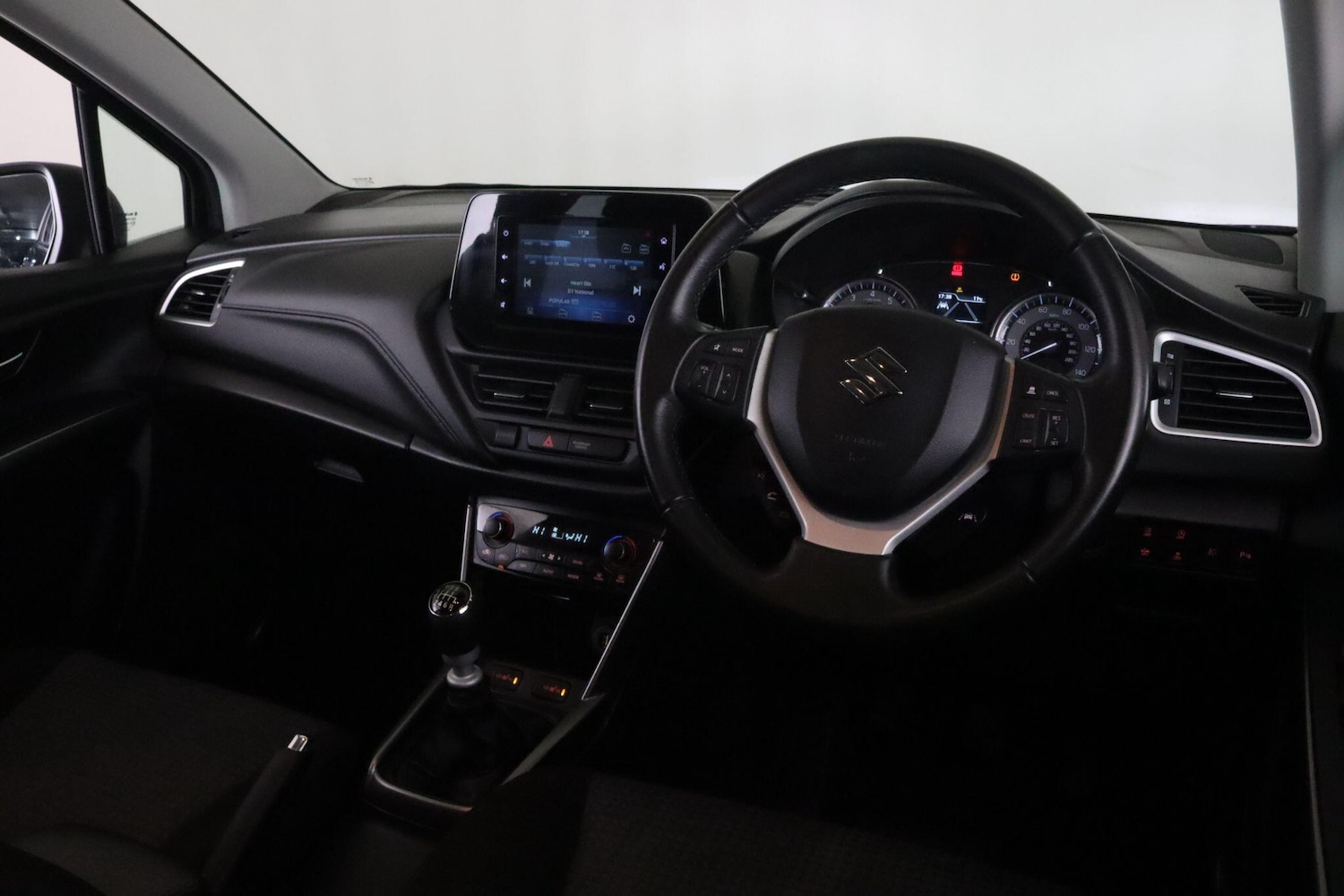 Used Suzuki SX4 S-Cross 2023 for sale - 76472385: Photo 14