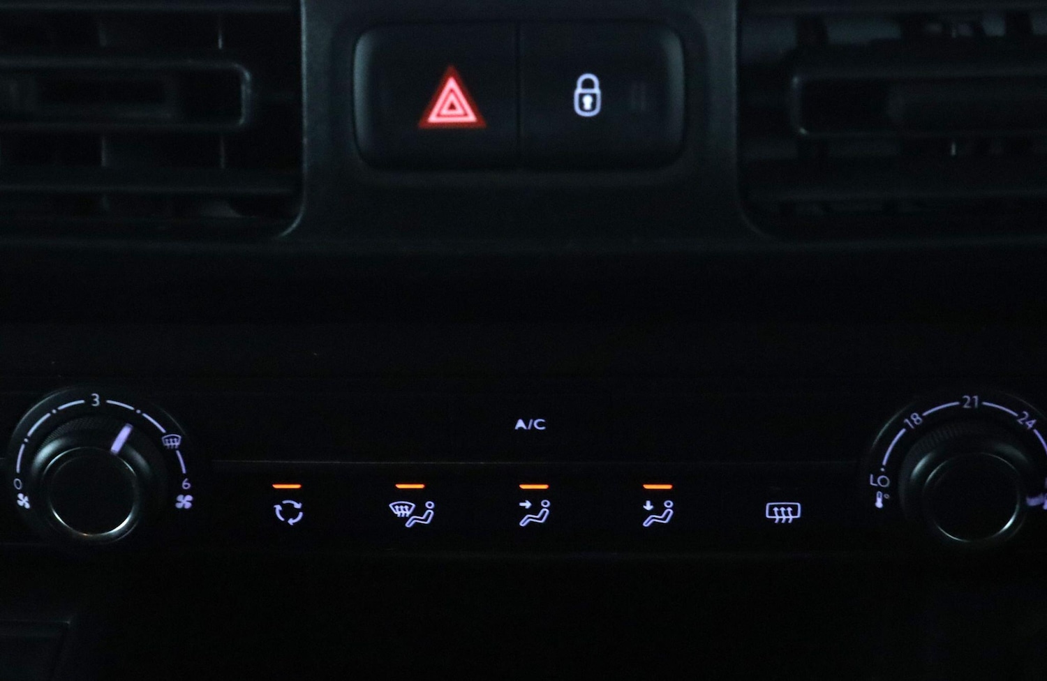 Used Vauxhall Combo Life 2020 for sale - 77119998: Photo 21