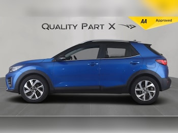 Used Kia Stonic 2023 for sale - 79348858: Photo