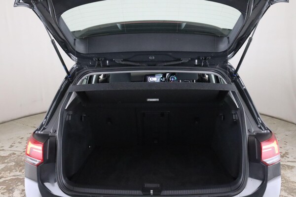 Used Volkswagen Golf 2020 for sale - 76024411: Photo 13