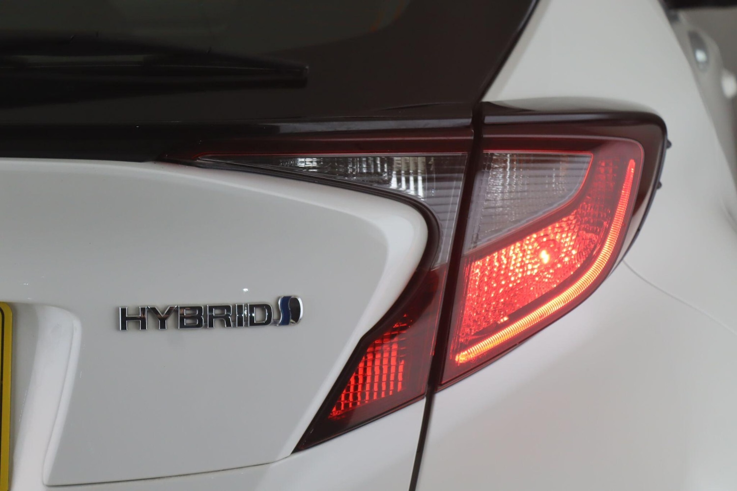 Used Toyota C-HR 2021 for sale - 76786639: Photo 11