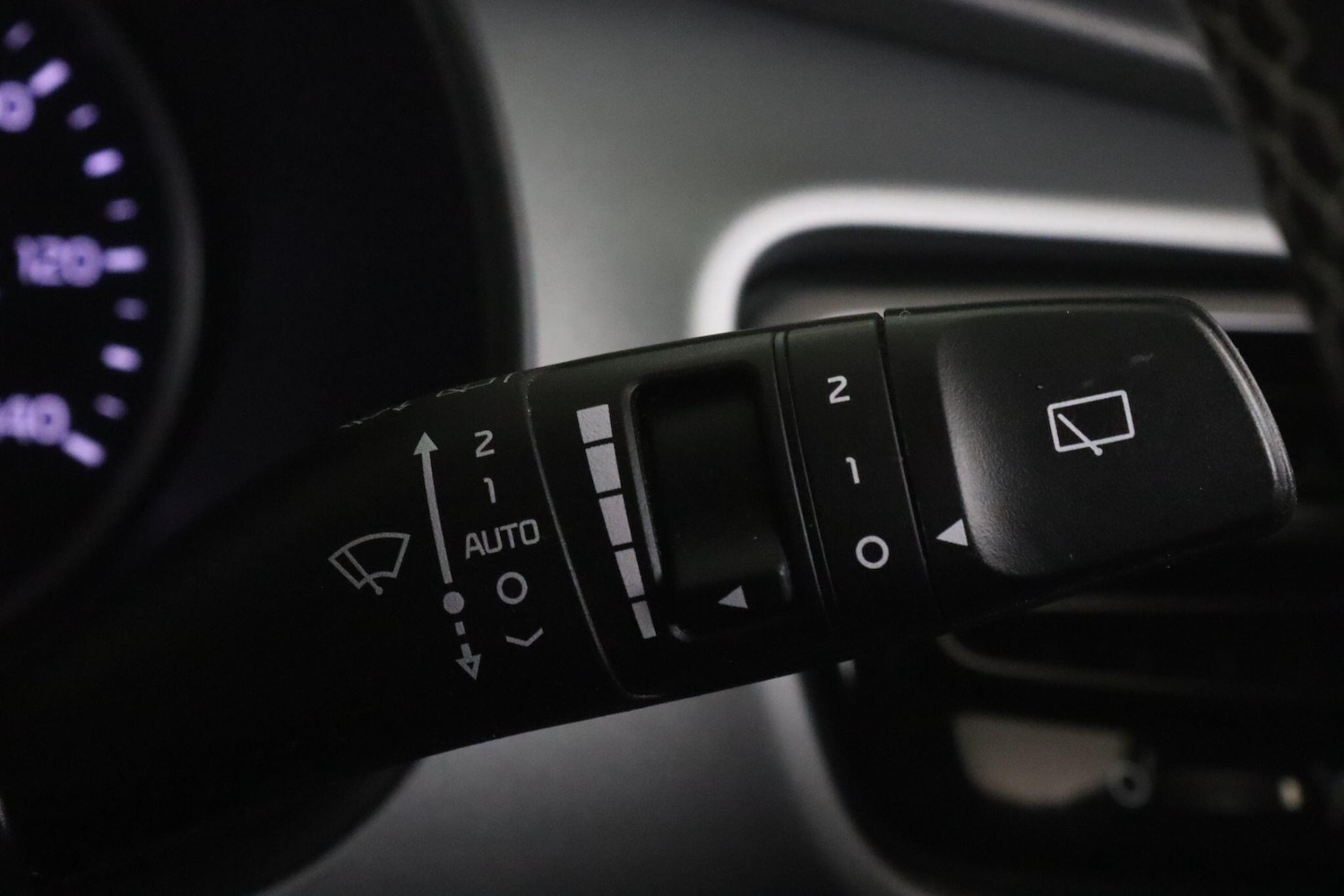 Used Kia Stonic 2021 for sale - 77306271: Photo 21