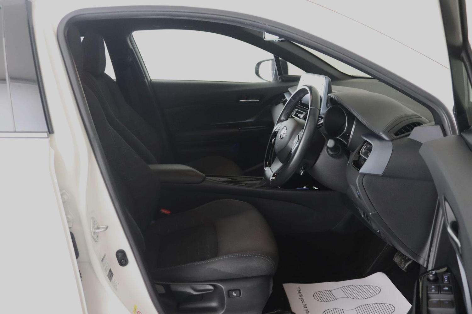 Used Toyota C-HR 2020 for sale - 76270850: Photo 14