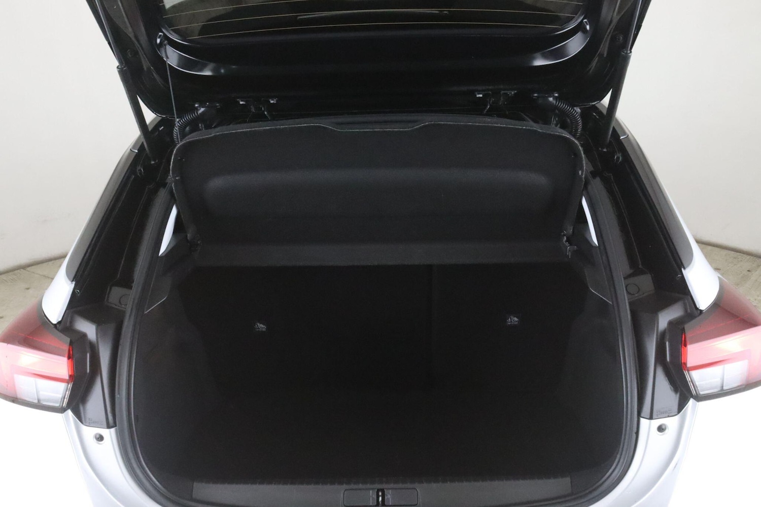 Used Vauxhall Corsa for sale - 77455166: Photo 11