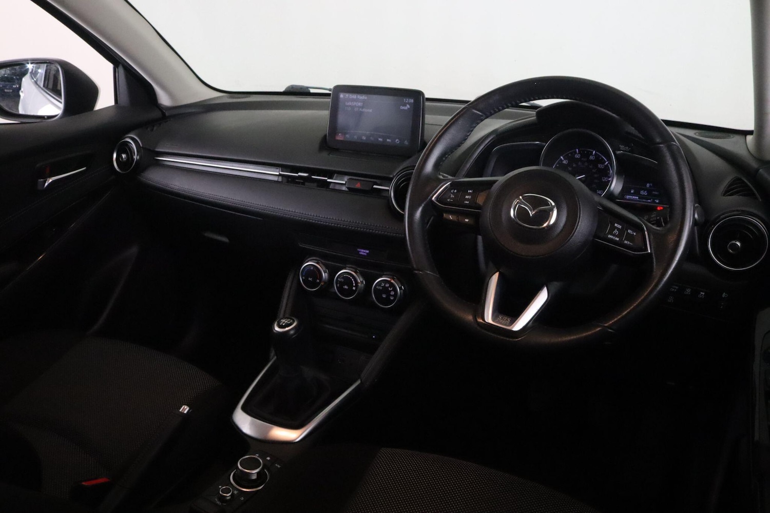 Used Mazda Mazda2 2019 for sale - 76306430: Photo 12