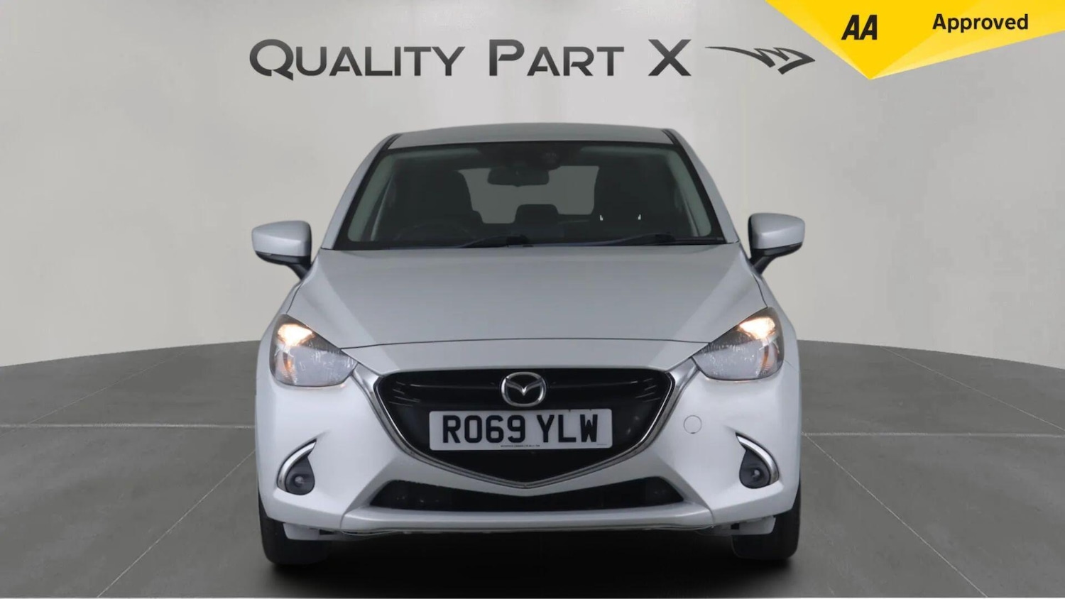 Used Mazda Mazda2 2019 for sale - 76306430: Photo 2