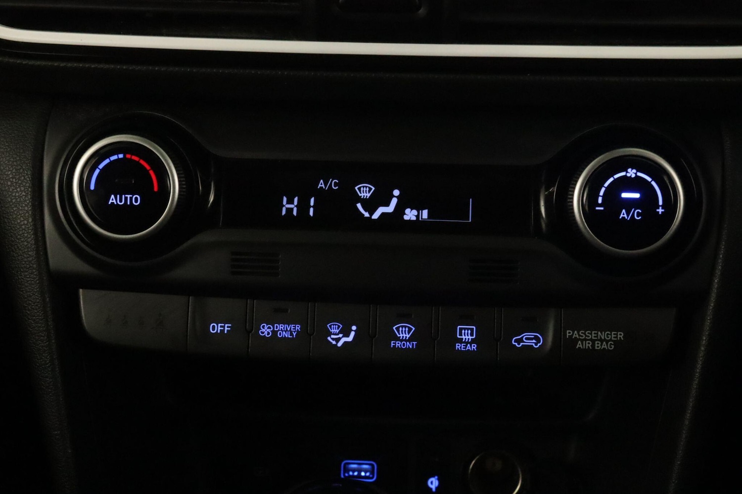 Used Hyundai KONA 2020 for sale - 76898743: Photo 24