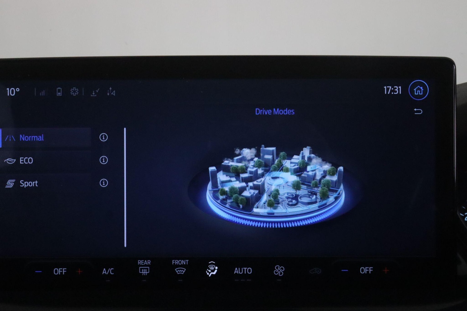 Used Ford Focus 2023 for sale - 76887060: Photo 28