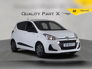 Used Hyundai i10 2018 for sale - 76473758: Photo