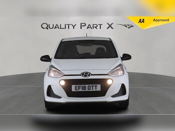 Used Hyundai i10 2018 for sale - 76473758: Photo