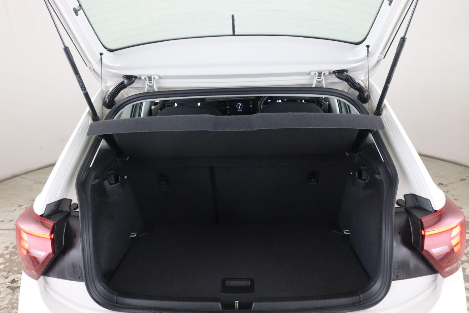 Used Volkswagen Polo 2023 for sale - 76538514: Photo 14