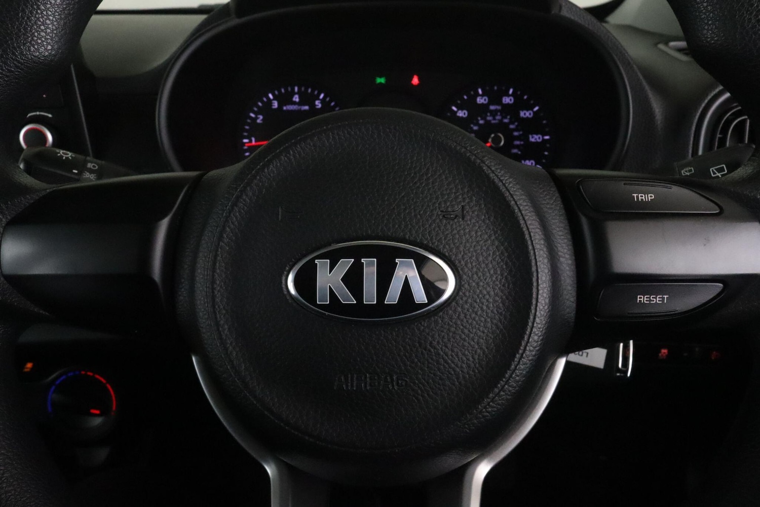 Used Kia Picanto 2020 for sale - 76689307: Photo 20