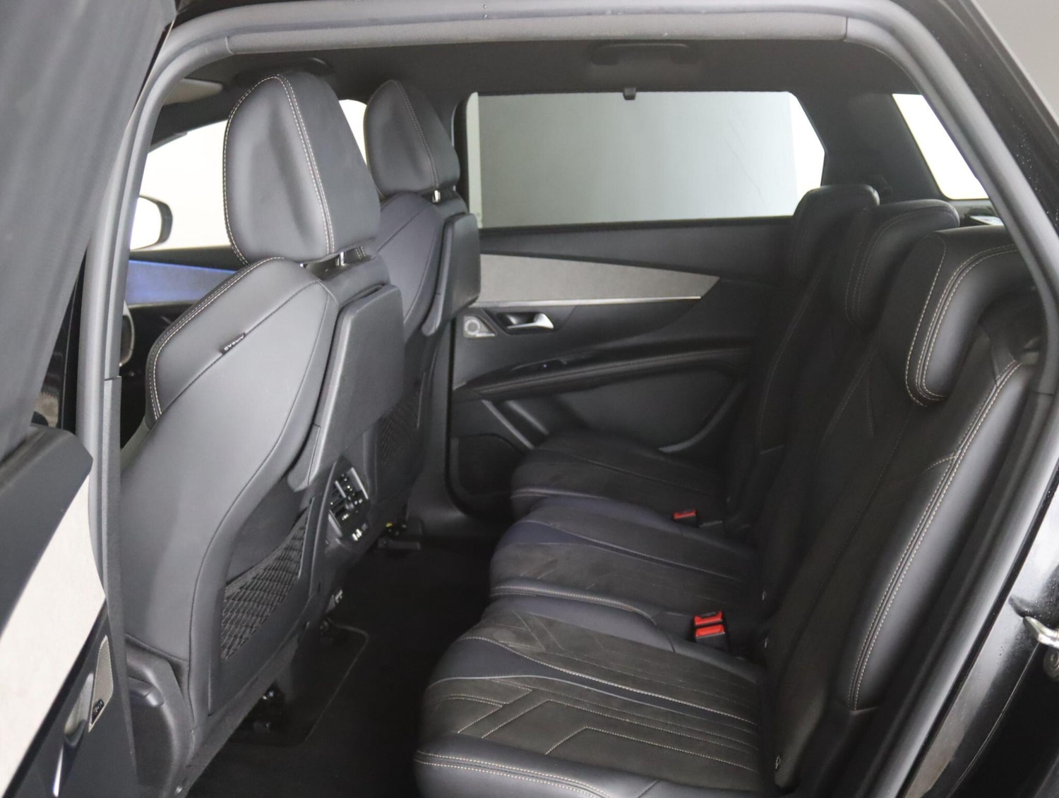 Used Peugeot 5008 2023 for sale - 77994172: Photo 11