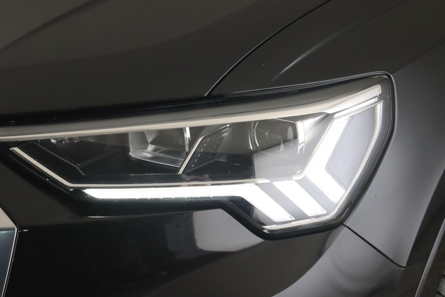Used Audi Q3 2020 for sale - 76336396: Photo 9