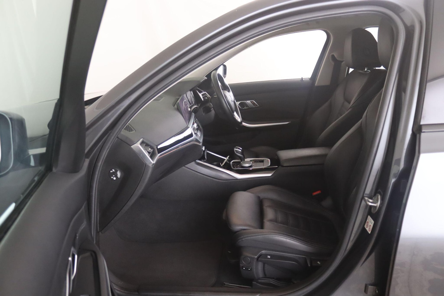 Used BMW 3 Series 2020 for sale - 77143041: Photo 9