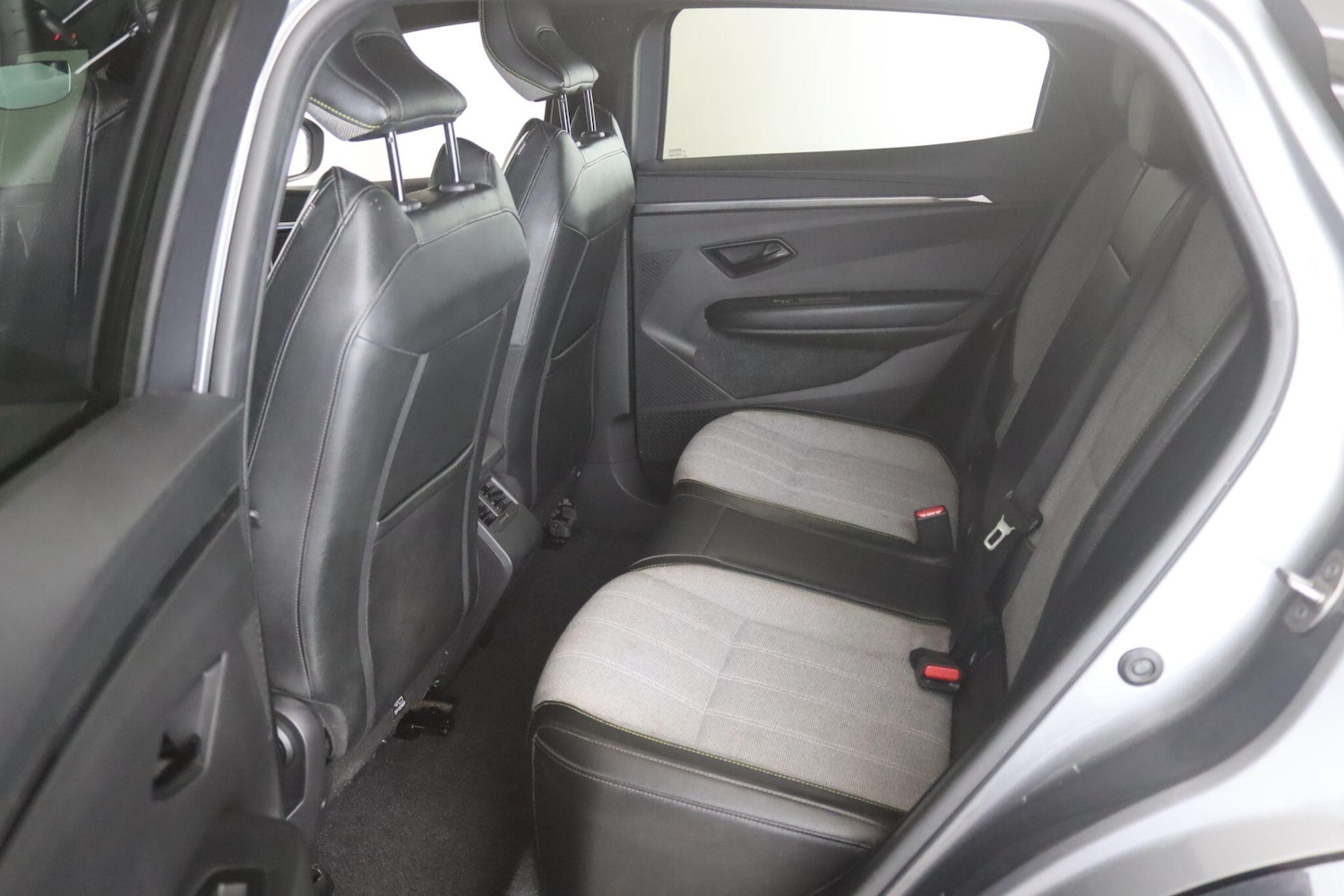 Used Renault Megane E Tech 2023 for sale - 78100477: Photo 12