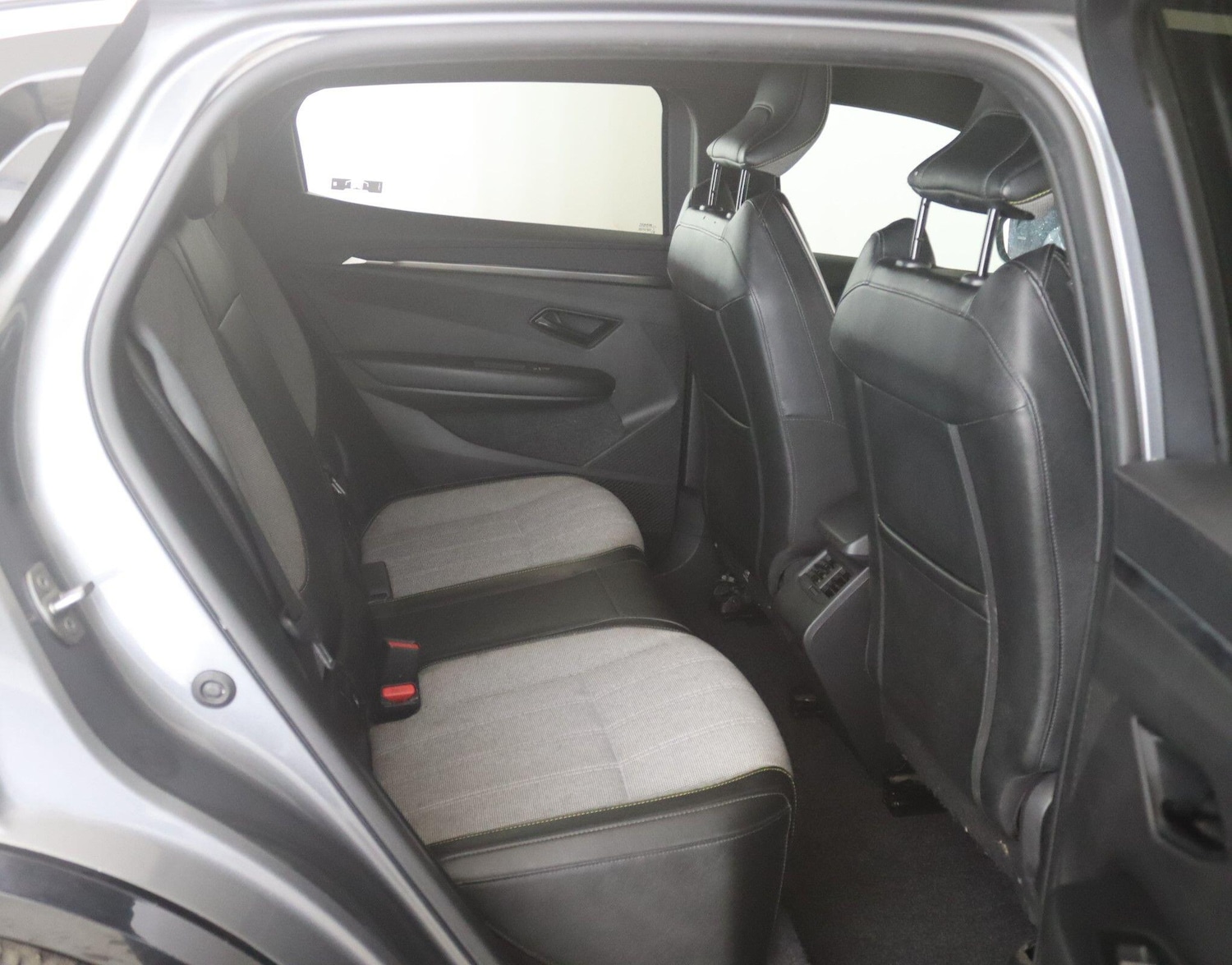 Used Renault Megane E Tech 2023 for sale - 78100477: Photo 14