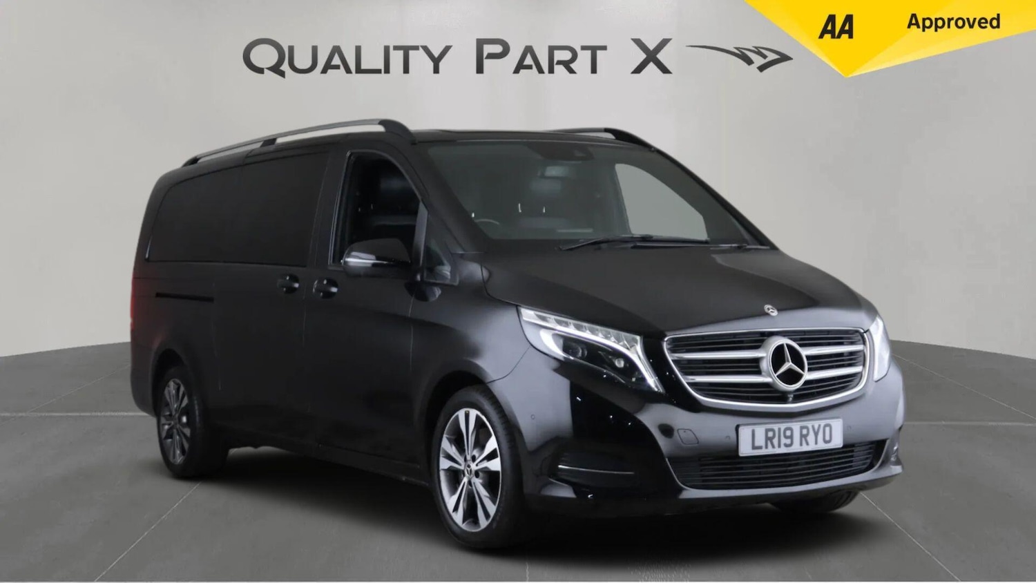 Used Mercedes-Benz V-Class 2019 for sale - 76151083: Photo 1