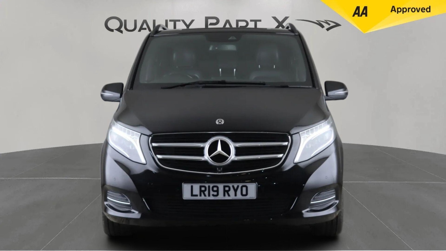 Used Mercedes-Benz V-Class 2019 for sale - 76151083: Photo 2