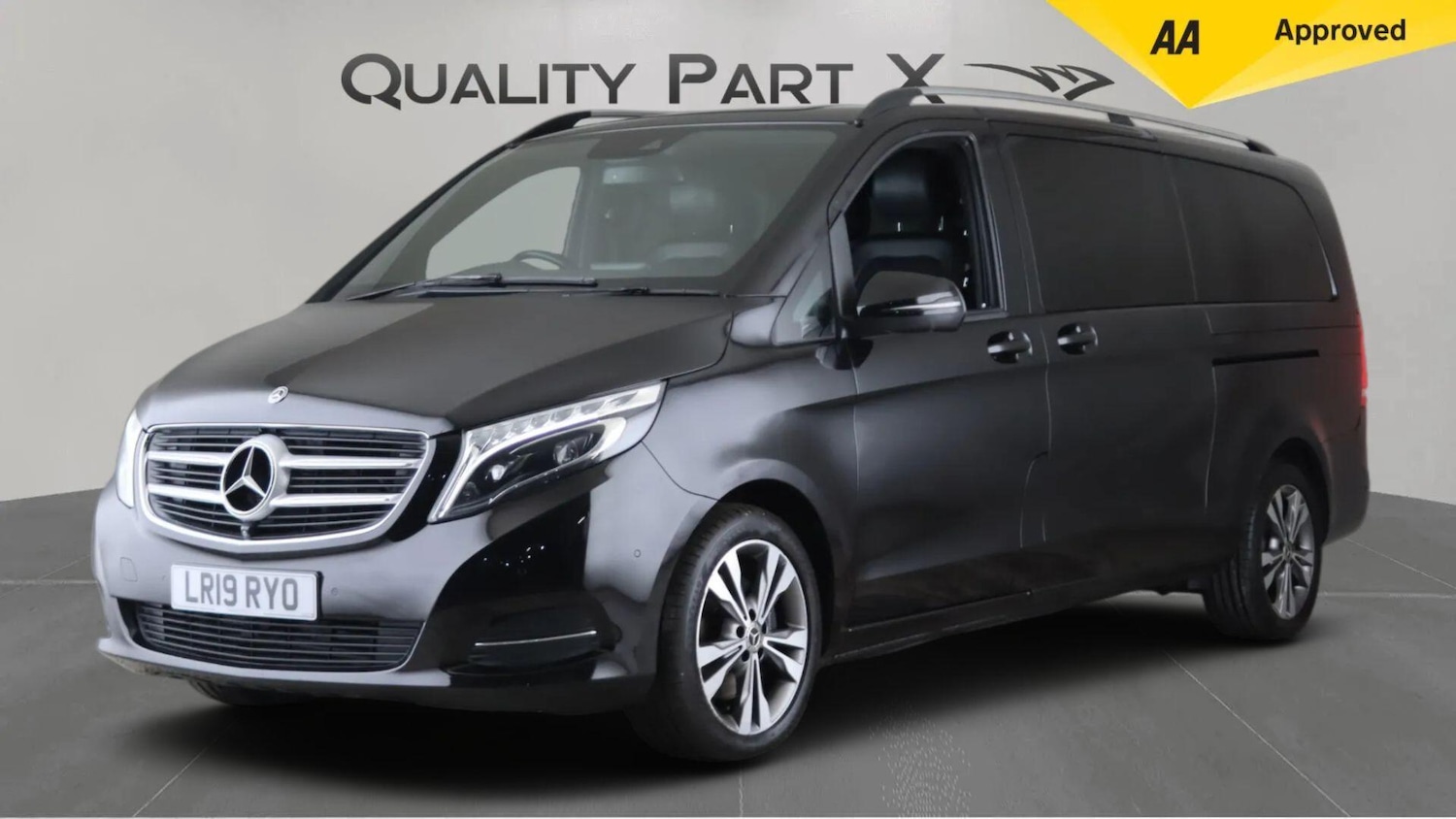 Used Mercedes-Benz V-Class 2019 for sale - 76151083: Photo 3