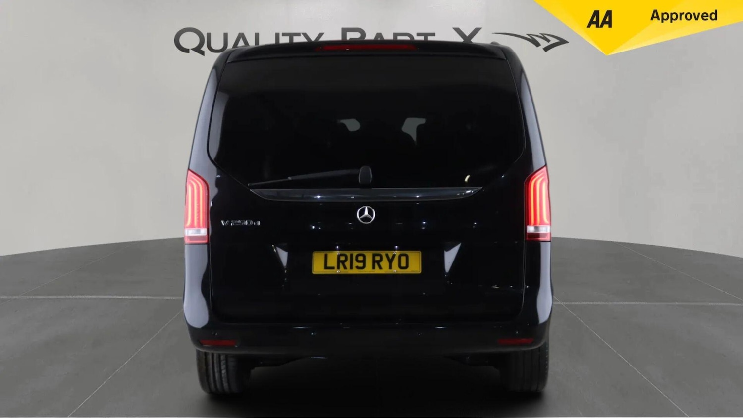 Used Mercedes-Benz V-Class 2019 for sale - 76151083: Photo 6